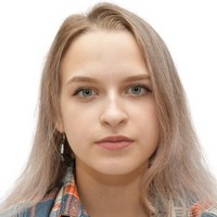 Елена Кирасир